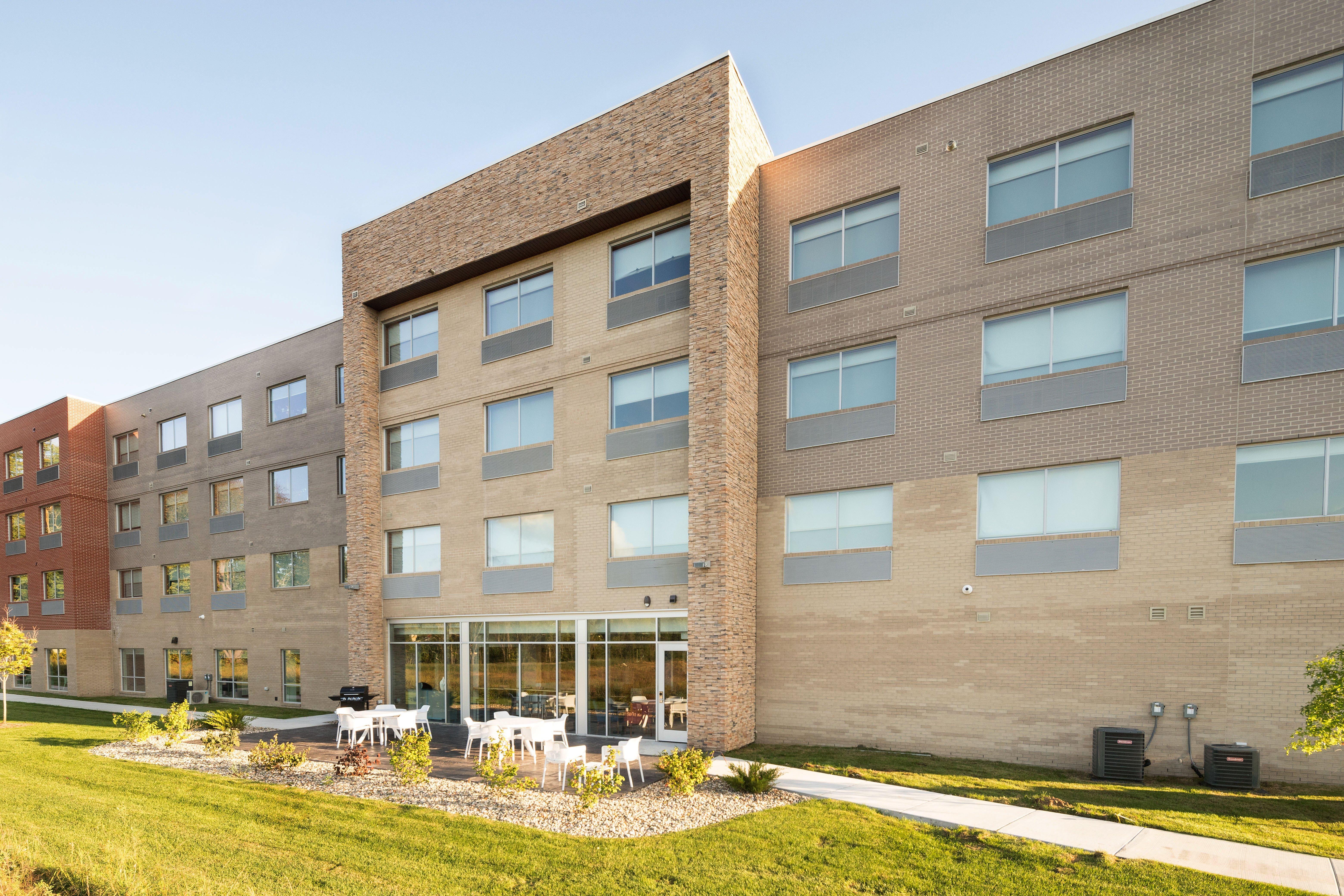 Holiday Inn Express & Suites Kalamazoo West Exterior foto